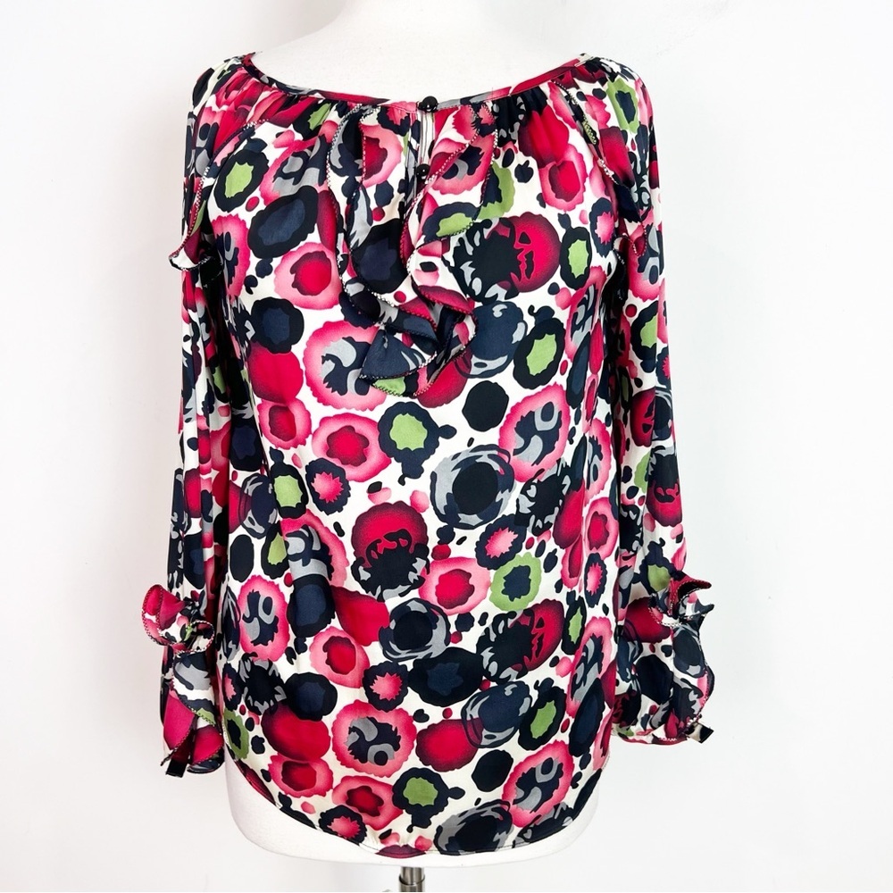 JADE MELODY TAM WHITE BLACK RED PATTERN BLOUSE RUFFLE DETAILING SZ MEDIUM
